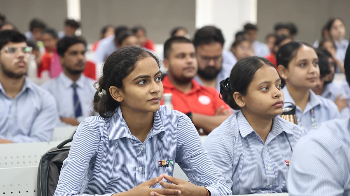 LEARN. UPSKILL. CONNECT. GROW. LEARN. UPSKILL. CONNECT. GROW.